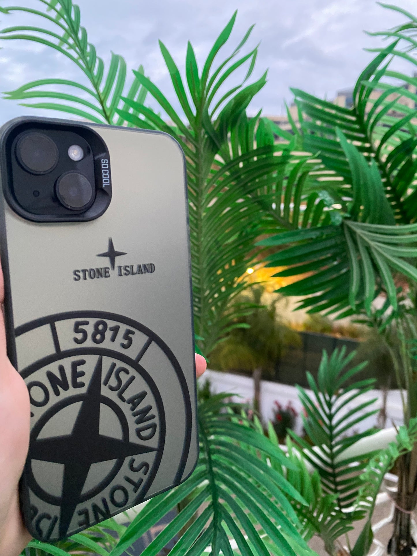 COQUE STONE ISLAND BLACK